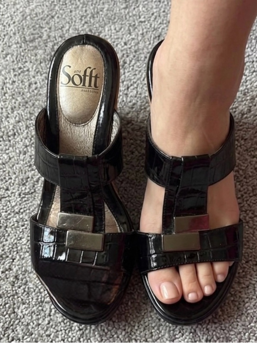 Sofft Black Patent Leather Slide Sandals
